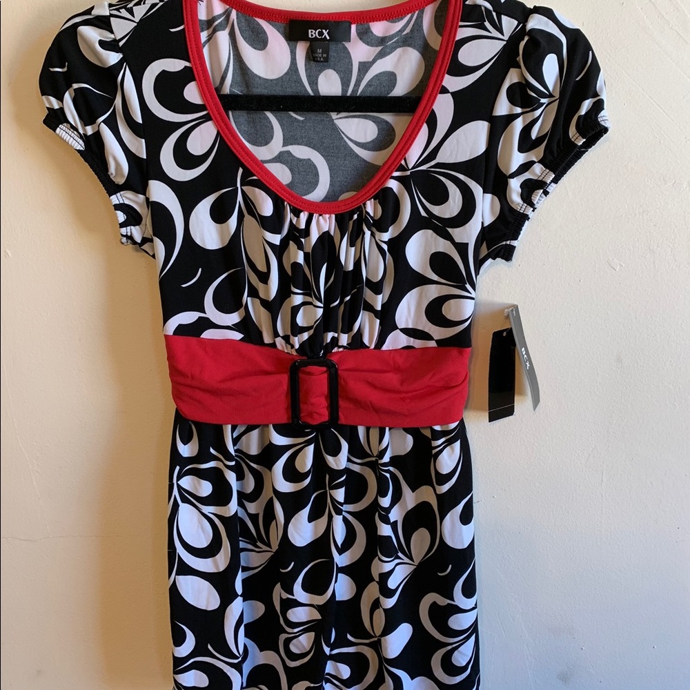 Black and White Tunic Top